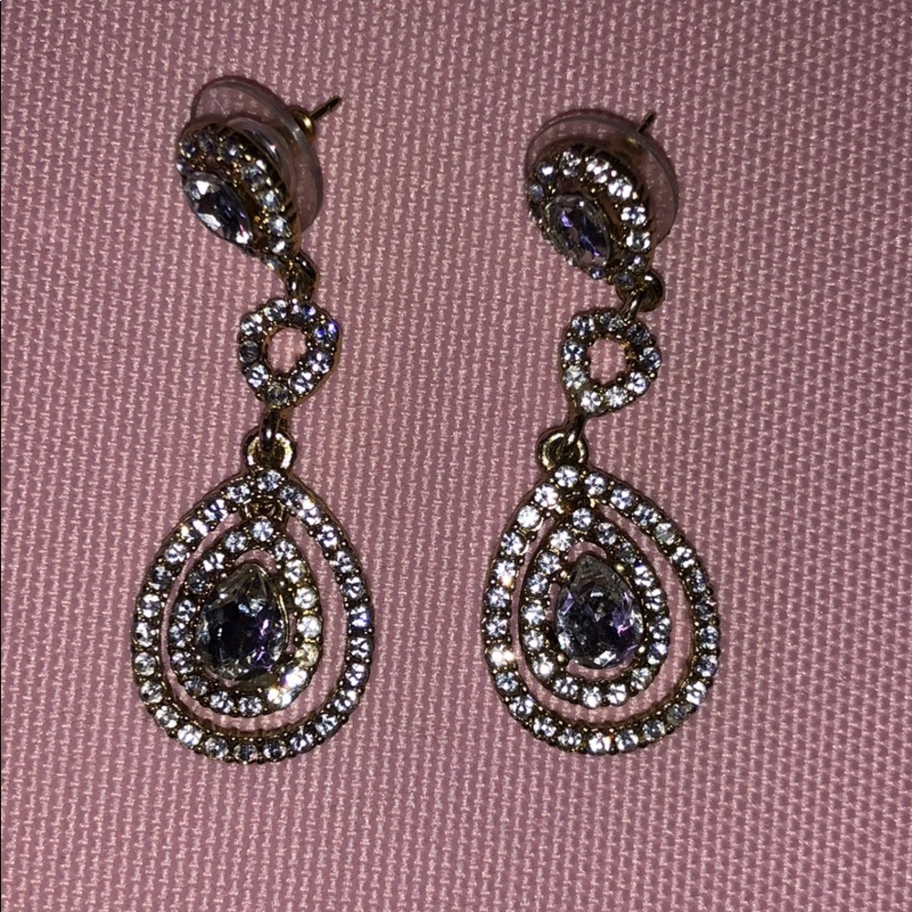 gold earrings